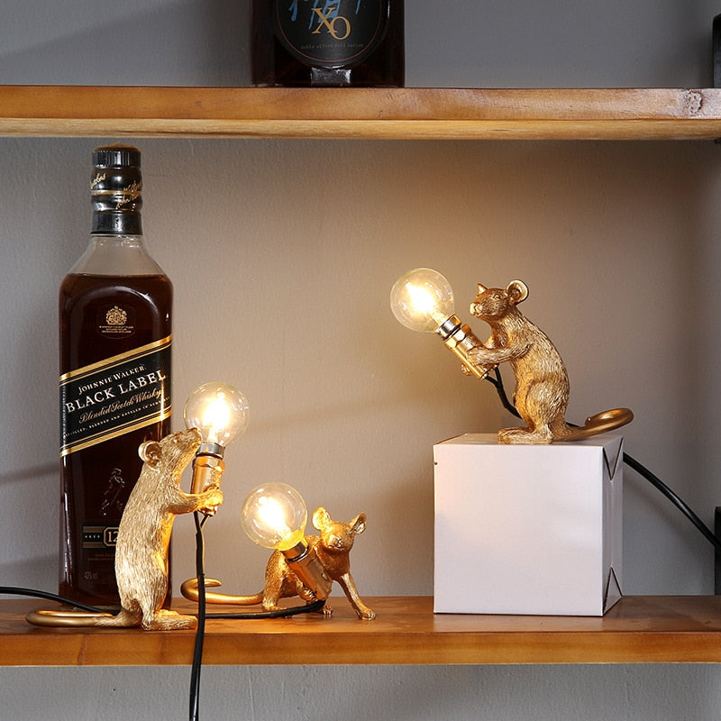 LumoMouse Lámpara de Mesa – Diseño Juguetón, Iluminación LED Cálida y Diseño Duradero