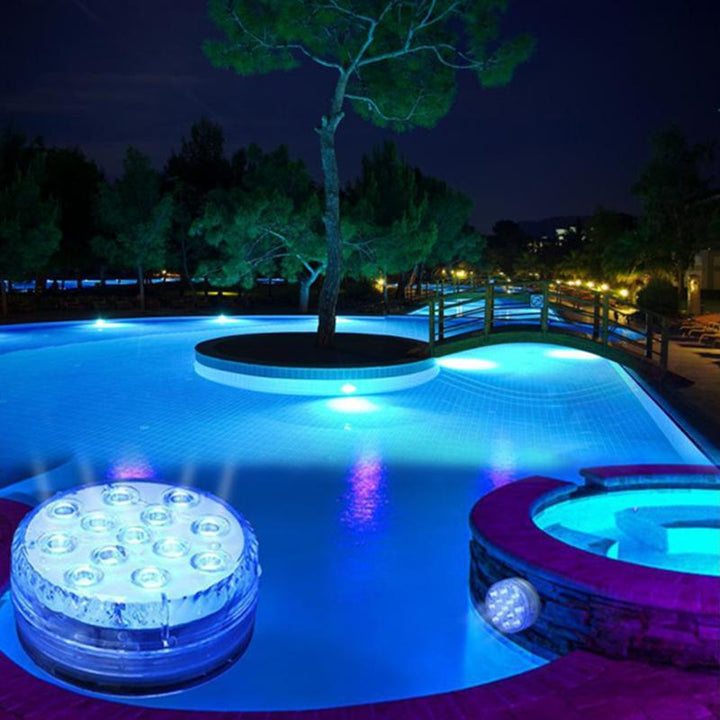 AquaGlow Waterdichte LED Verlichting – Oplaadbaar, Kleurrijk &amp; Geschikt voor Vijver of Zwembad (Copy) VestraGear