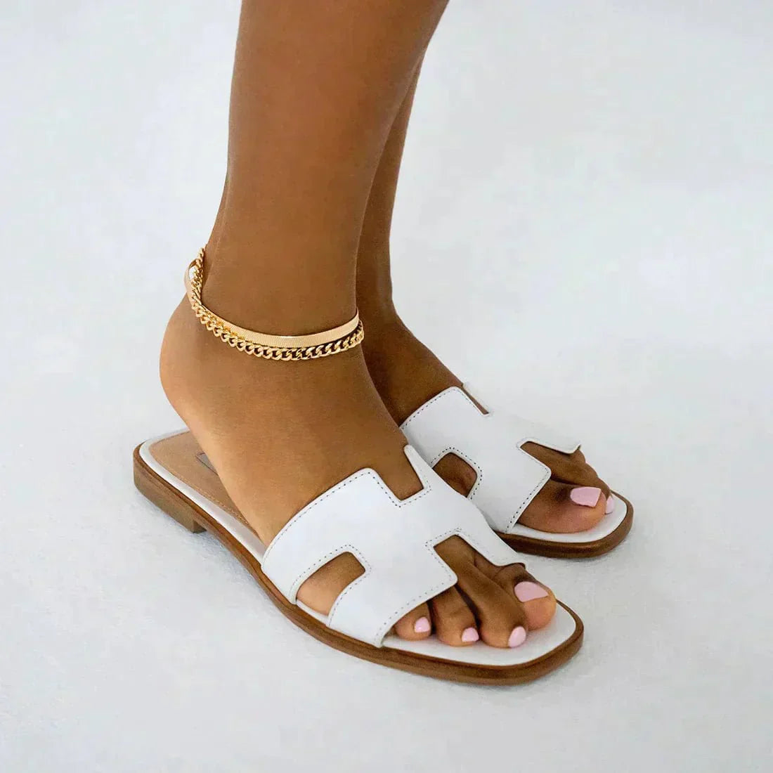 Bolendo Damen Slippers – Luxuriöse & Bequeme Sommer Schlappen aus Leder | Rutschfest & Elegant Bolendo