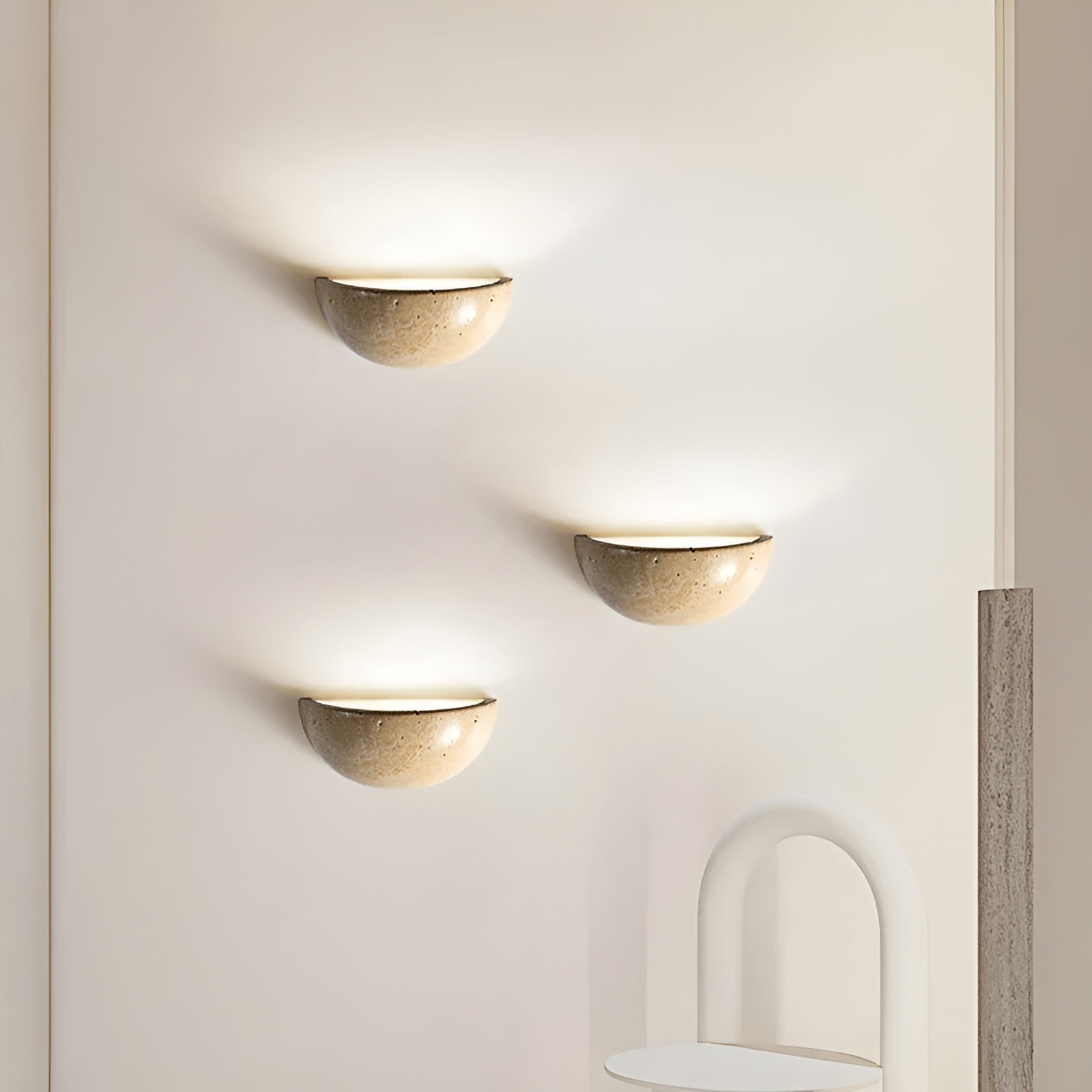 KuraLight – Lampada da parete LED semirotonda – Design minimalista Wabi-Sabi