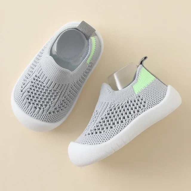 SecureStride Zapatillas infantiles – Zapatos deportivos impermeables con suela antideslizante y diseño ergonómico