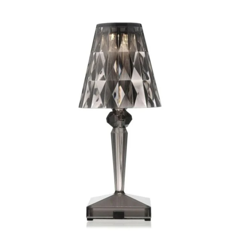 CrystalLuxe Lámpara de mesa – Lámpara de cristal de lujo con luz blanca cálida y acabado elegante