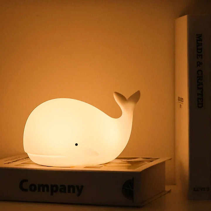 GlowWhale Lámpara Nocturna – Suave Silicona, Control Táctil y Luz de Colores Relajante