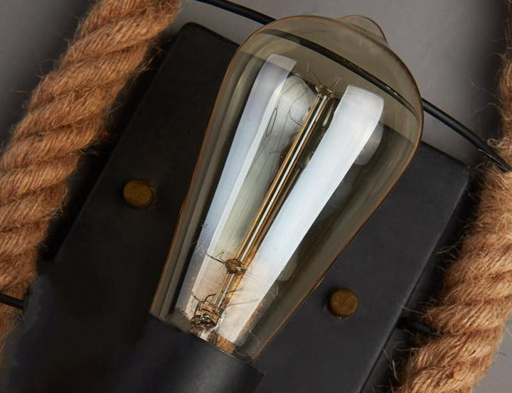 IronWeave – Vintage Touw Wandlamp – Industrieel Retro Verlichting