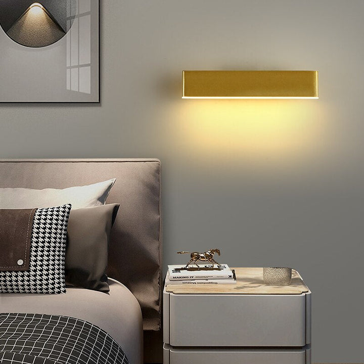Lámpara de varita Rotaro – Diseño moderno giratorio con forma delgada y luz LED integrada