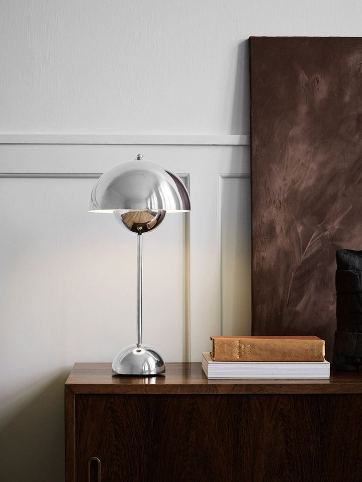 Lumiretro Umbrilight Lámpara de Mesa – Pantalla de Lámpara Retro, Luz LED Cálida y Estilo Clásico