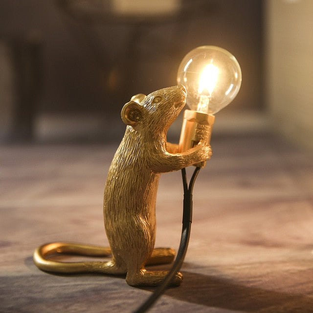 LumoMouse Lámpara de Mesa – Diseño Juguetón, Iluminación LED Cálida y Diseño Duradero